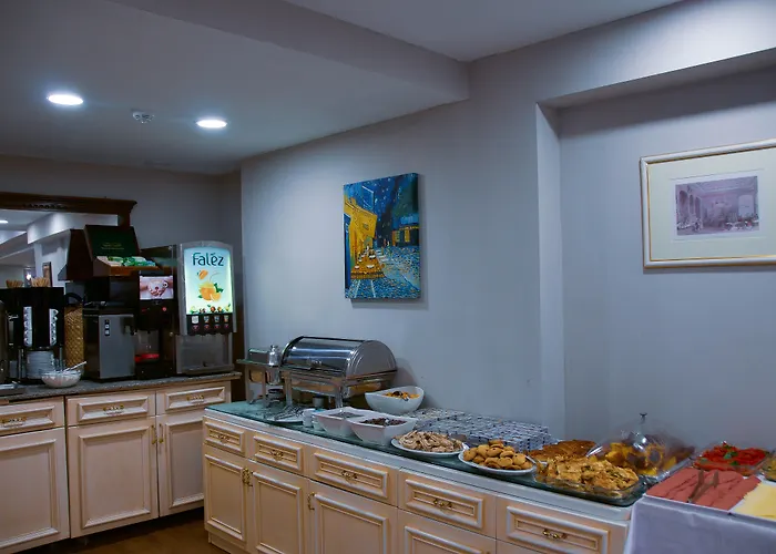 Albatros Premier Hotel